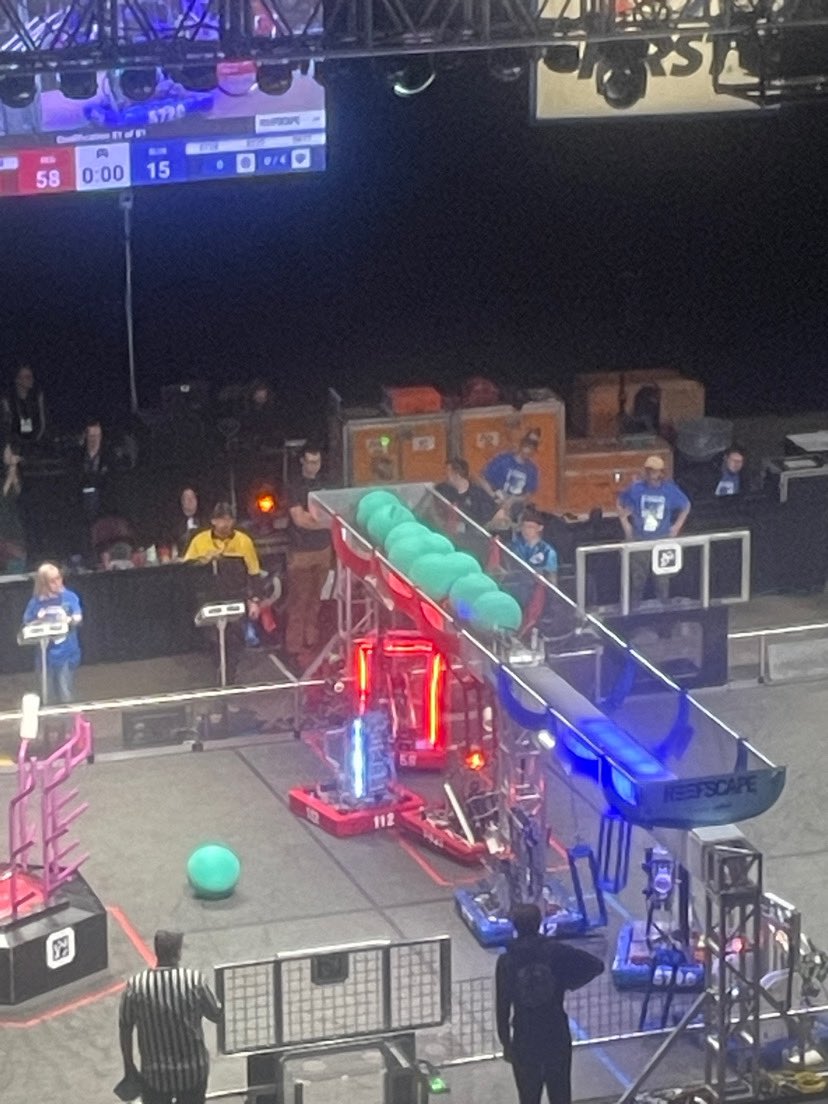 Stupendous game with @kmrobotics2017 and Doomsday Dogs!!

Red alliance win 80-21