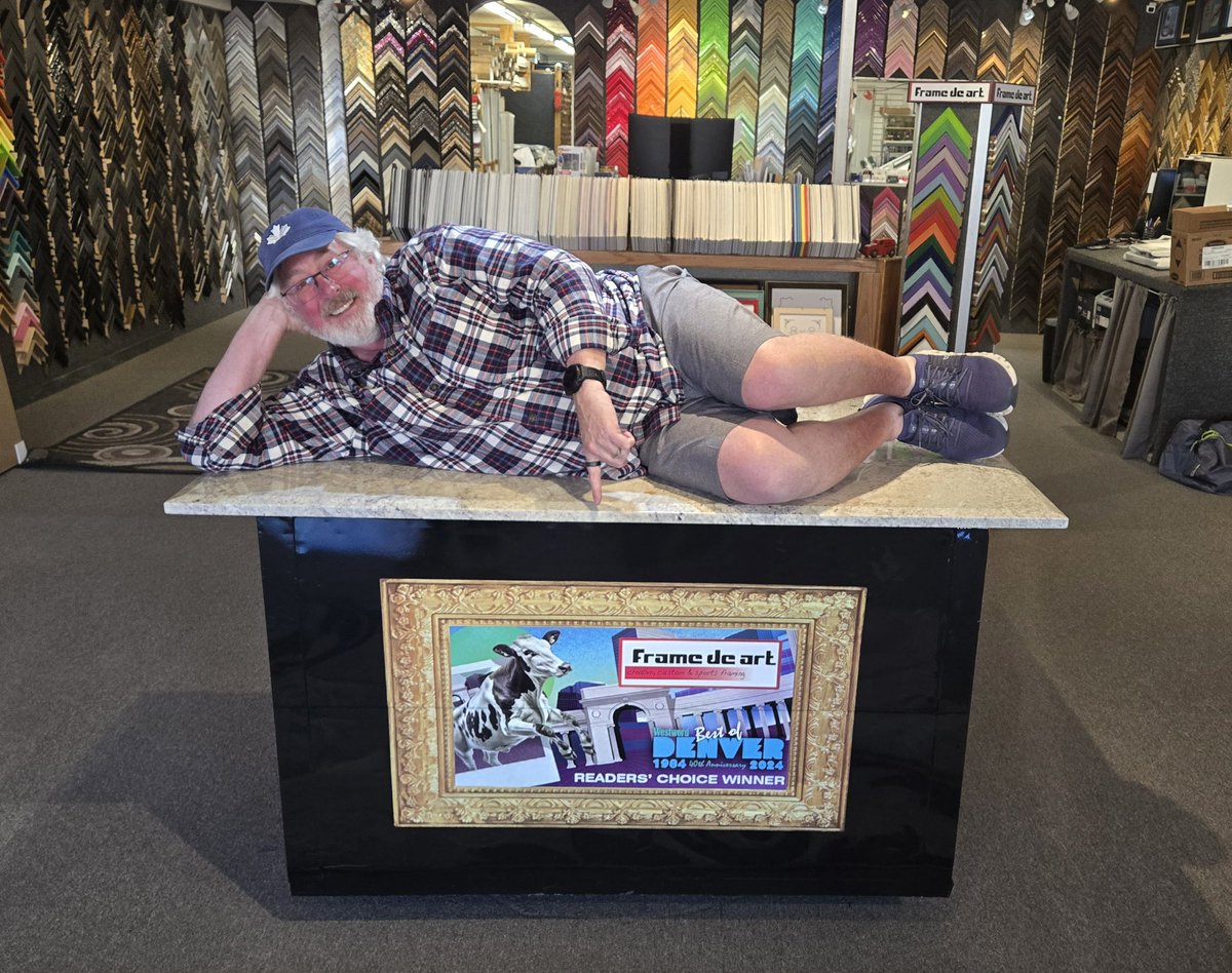FrameDeArt's tweet image. There's only 10 more days to vote for us in Westword's 2025 Best of Denver! Help us defend our title as the reigning champs! YOUR best frame shop in Denver!

Link to vote is on framedeart.com

Swipe to the end for your new wallpaper!

#Westword #Denver #FrameShop