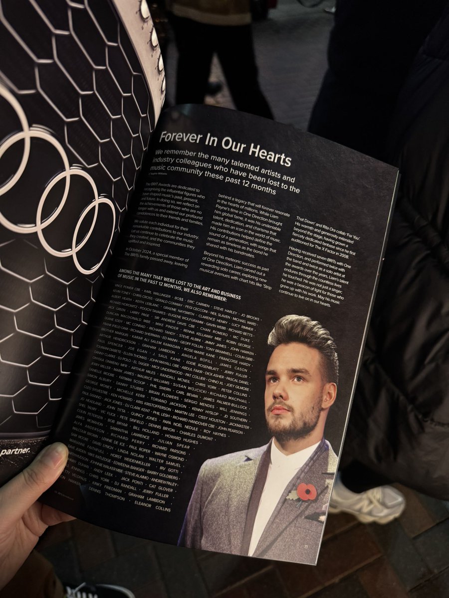 BRITs Awards Programme tribute to Liam. 🩷 Going to miss you tonight <a href="/LiamPayne/">Liam</a> ✨