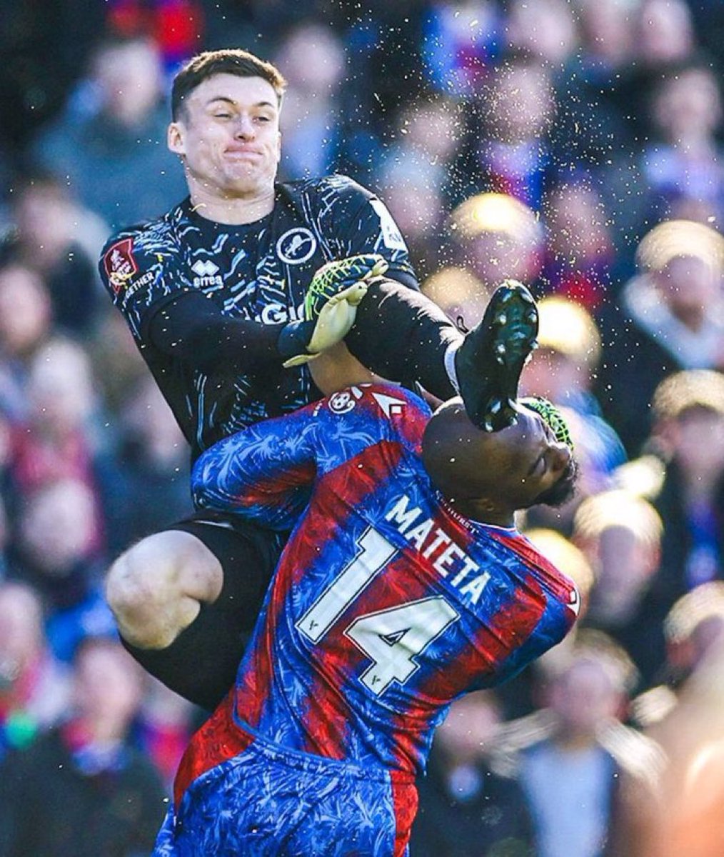 How can Michael Oliver be backed by PGMOL as one of the top referees in the world when a challenge like this, that has been claimed to be one of the worst ever, has to go to VAR for a red to be given by him?
The same official that didn’t hesitate to send off MLS for much less.
