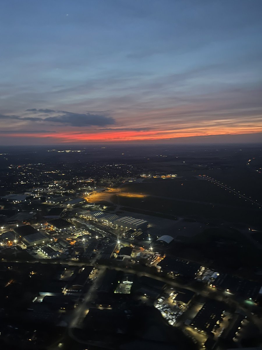 Toby Edmunds (@emccdoc) on Twitter photo My job is amazing - I am very lucky !!! I work with amazing people and am privileged to do the work I do. <a href="/EastAngliAirAmb/">East Anglian Air Ambulance</a> My job is amazing - I am very lucky !!! I work with amazing people and am privileged to do the work I do. <a href="/EastAngliAirAmb/">East Anglian Air Ambulance</a>