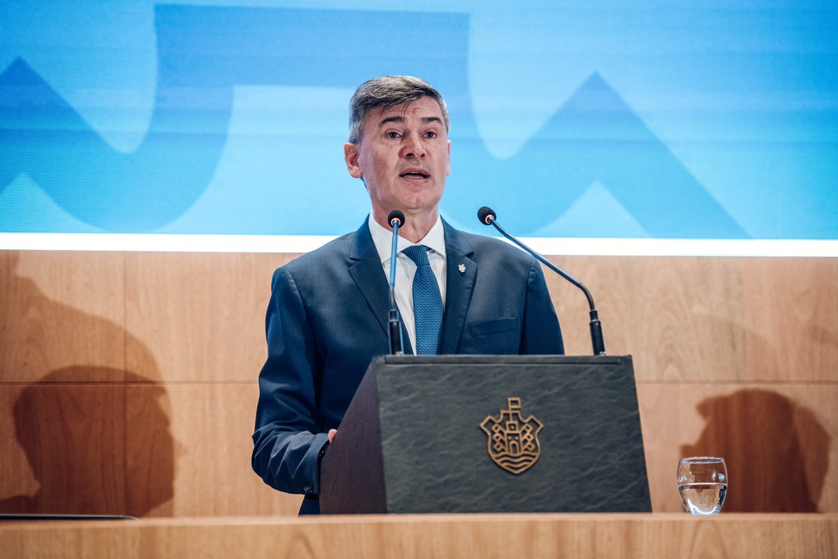 En Córdoba no perdemos de vista uno de los pilares fundamentales de la gestión: la generación de empleo. Porque para nosotros, gobernar es generar trabajo. Y en ese objetivo reunimos todos nuestros esfuerzos. Pero para nosotros, además, gobernar es estar cerca de la gente,