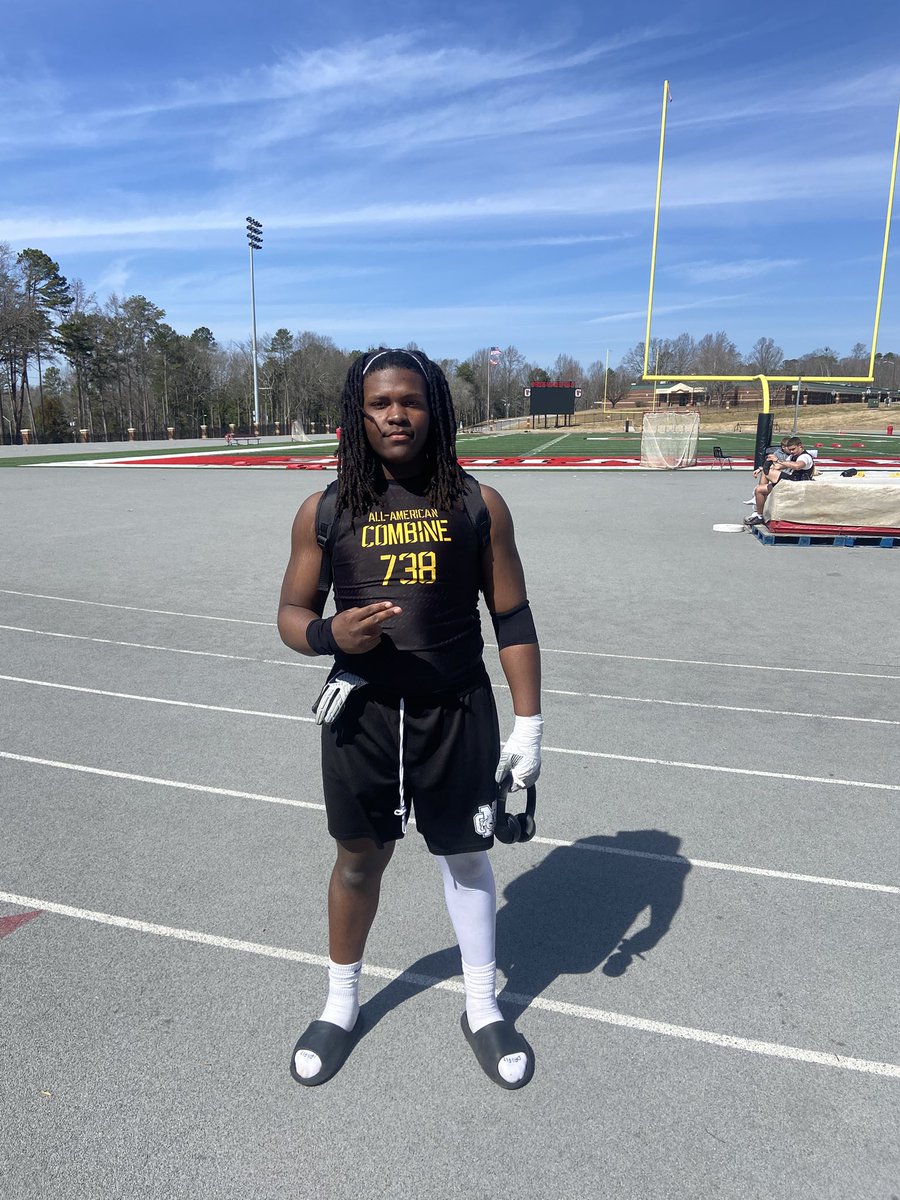 Jamari Taylor (@jamaritaylor843) on Twitter photo Had fun today at the US Army Bowl Combine ! thanks <a href="/CoachTylerFunk/">Tyler Funk</a> <a href="/JJKilgore_SDS/">JJ Kilgore</a> <a href="/CoachHunt93/">Ryan Hunt</a> <a href="/CoachMcFatten/">Coach McFatten</a> <a href="/coachnorwood910/">Coach Norwood</a> <a href="/CoachTyson11/">Hashan Tyson</a> Had fun today at the US Army Bowl Combine ! thanks <a href="/CoachTylerFunk/">Tyler Funk</a> <a href="/JJKilgore_SDS/">JJ Kilgore</a> <a href="/CoachHunt93/">Ryan Hunt</a> <a href="/CoachMcFatten/">Coach McFatten</a> <a href="/coachnorwood910/">Coach Norwood</a> <a href="/CoachTyson11/">Hashan Tyson</a>