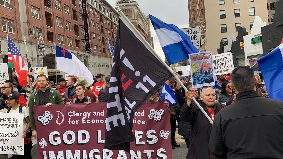 UNITE HERE Local 11 (@unitehere11) on Twitter photo NOW in #DTLA: Marching in solidarity, standing together for the dignity of immigrants in the US #HereToStay NOW in #DTLA: Marching in solidarity, standing together for the dignity of immigrants in the US #HereToStay