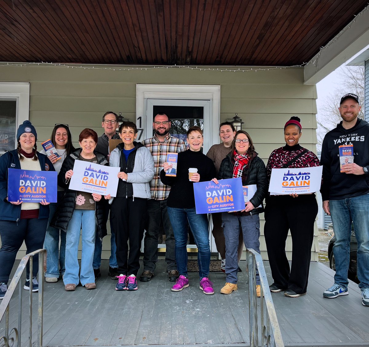 Team Galin is excited to get out there today and help get David on the ballot to become our next Chief City Auditor!

Thank you to all of our volunteers, pictured and beyond, for all of your help today. Let’s do this! 💪 

#SaveWithDave #GoWithGalin