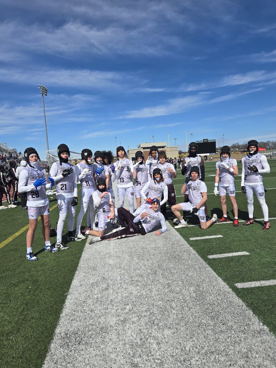 15u <a href="/StrongsideKC/">Strongside KC</a> going 3-0 today! Grabbing the one seed!