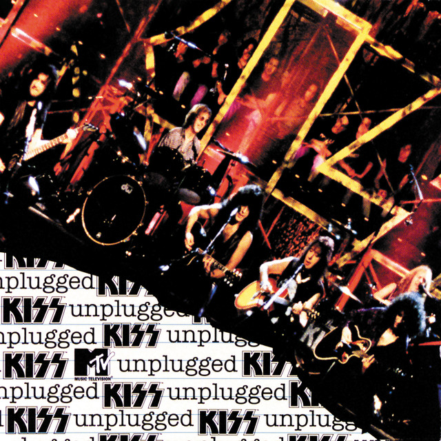 igormirandasite's tweet photo. Há 29 anos, o Kiss lançava “Kiss Unplugged”, seu 4º disco ao vivo. O show da série acústica “MTV Unplugged” trouxe a participação dos membros originais Ace Frehley e Peter Criss, o que resultaria em uma turnê de reunião.

Qual música ganhou a melhor versão nesse disco? https://t.co/qTttjsgjVr