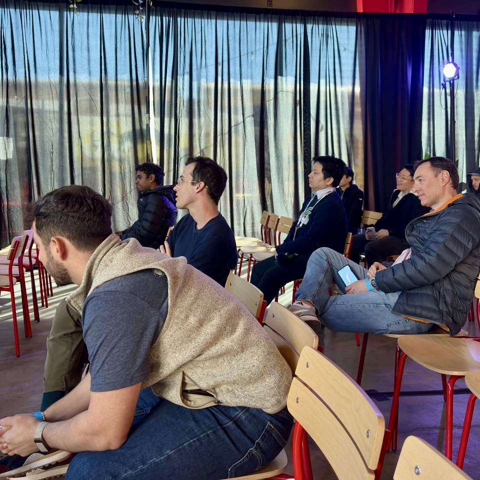 topology_gg's tweet image. Our next expert panel discussing "Infrastructure and P2P" —  happening now!

With
@guiltygyoza from @topology_gg 
@ChadNehemiah from @libp2p
@_weidai from @1kxnetwork 
@jcaleitao from Universidade NOVA de Lisboa

At #StateOfScale. RSVP lu.ma/7ueti2gr

#ETHDenver2024