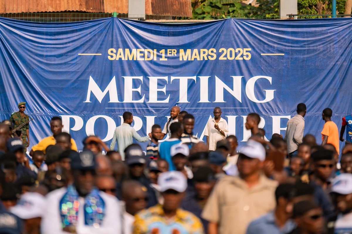 ArepOfficiel's tweet photo. Dans le cadre de la mobilisation nationale initiée par Son Excellence Félix-Antoine TSHISEKEDI TSHILOMBO, Président de la République, Chef de l'État, en vue de sensibiliser la population sur la guerre qui sévit à l'Est de la République Démocratique du Congo, le Ministre d'État Maître @Guy_Loando a tenu, ce samedi 1er mars, un grand meeting populaire à Boende, chef-lieu de la province de la Tshuapa.

@rkitsita @wembi_steve @pere_natio97826 @AlphaLima1919