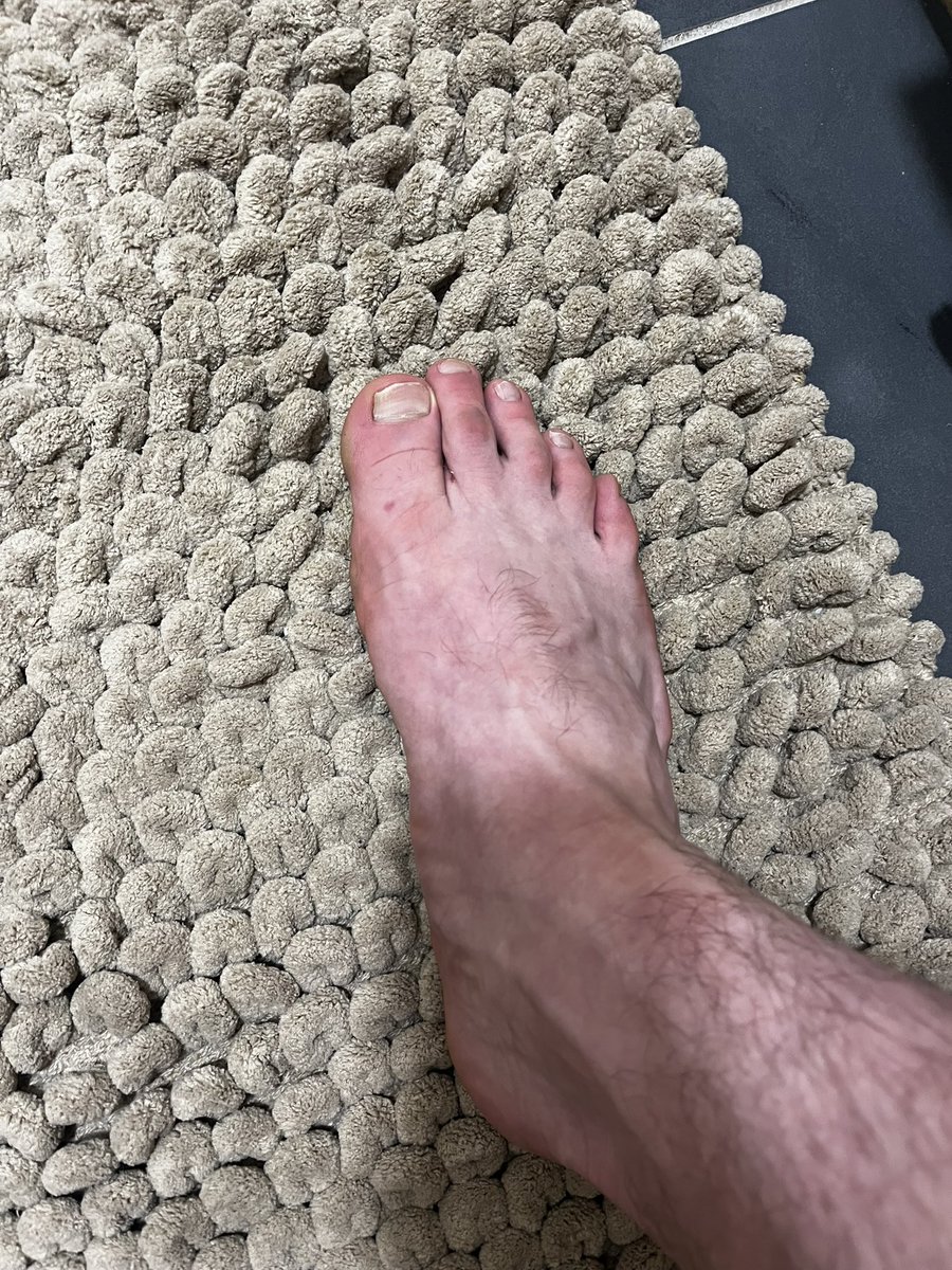 CASH_MasterMarc's tweet image. Geldsklaven, kommt angekrochen in meinen DMS🐕‼️
Ich will endlich abmelken💸

#zahlsklave #zahlfotze #zahlsau #geldsklave #cashmaster #cashgod #geldherr #erniedrigung #findom #anydeskfindom