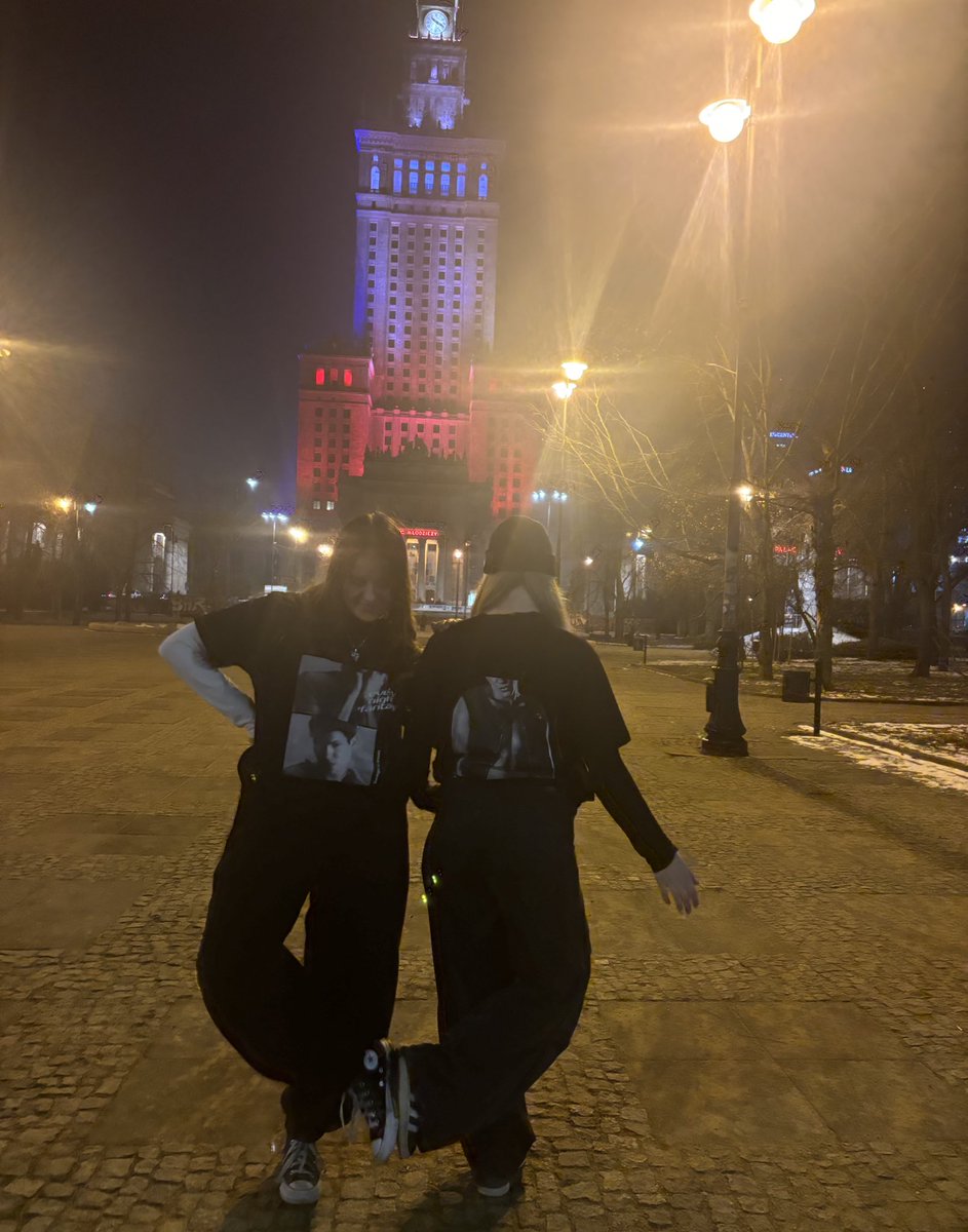 manius1a's tweet photo. I’ll just leave it here… I’ll be reliving this day for the rest of my life 🥹💜 https://t.co/JxQVBju1PD