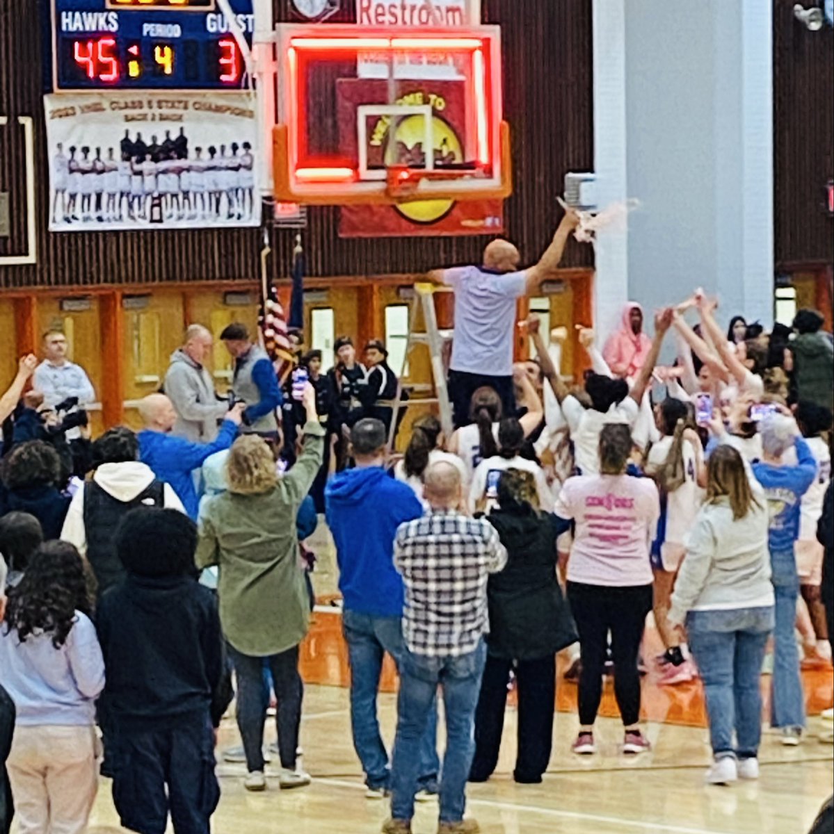 Huge congrats to my pops!  His Lady Rams are Region Champions again!!! ❤️🏀