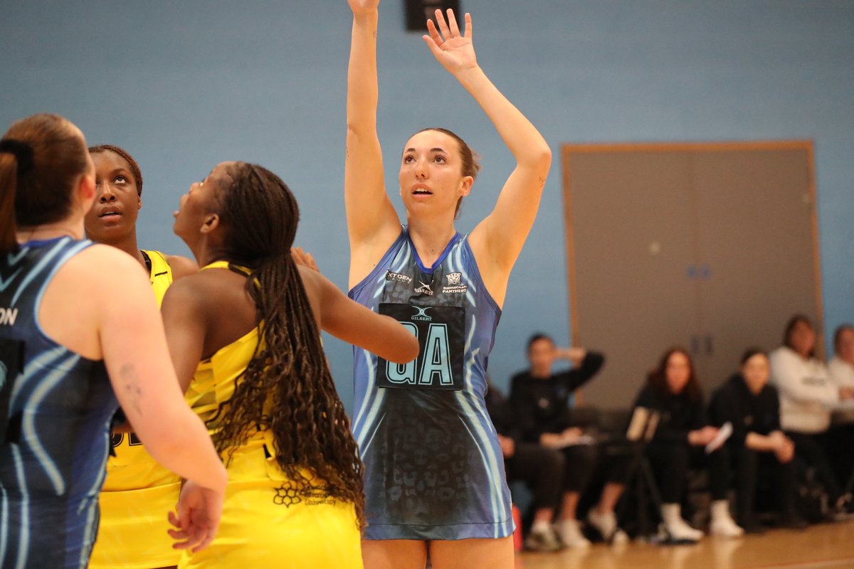 <a href="/PanthersNball/">Birmingham Panthers Netball</a> <a href="/thundernetball/">Manchester Thunder</a> Q3 <a href="/PanthersNball/">Birmingham Panthers Netball</a>  38 - 33 <a href="/thundernetball/">Manchester Thunder</a>