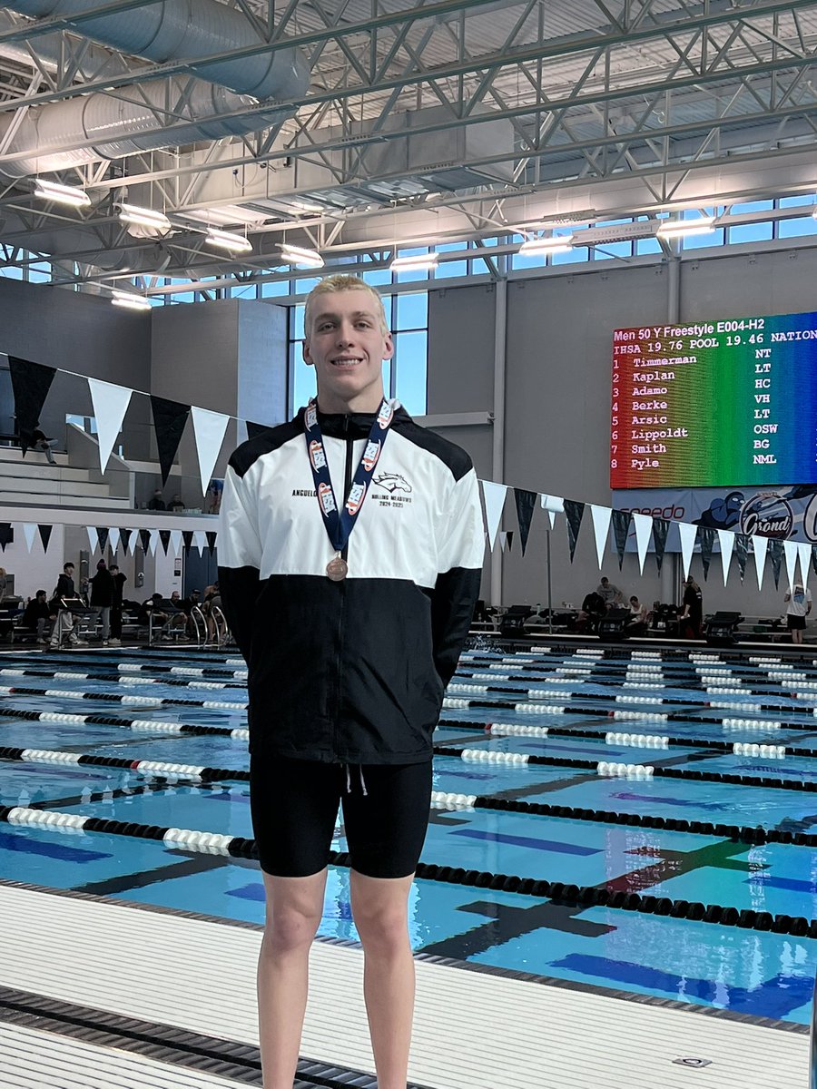 Emanuel!!!! Ending his HS career as a state medalist!!! Hard work and patience does pay off!!! <a href="/RMHSMUSTANGS/">Rolling Meadows HS</a> <a href="/RMHSstampede/">STAMPEDE</a>