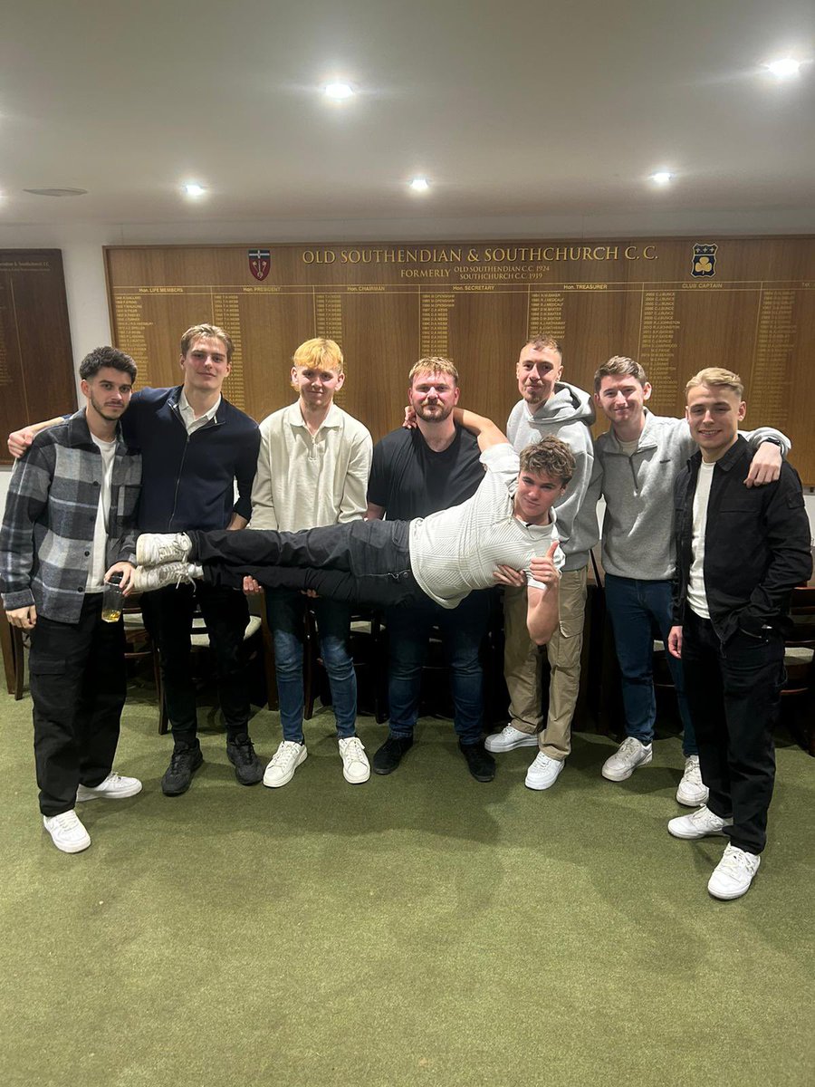 HUGE win against <a href="/LeighRams/">Leigh Ramblers</a> Reserves. Joe Buck with a sly finish in the first half the difference. 

#UTG #EOFL