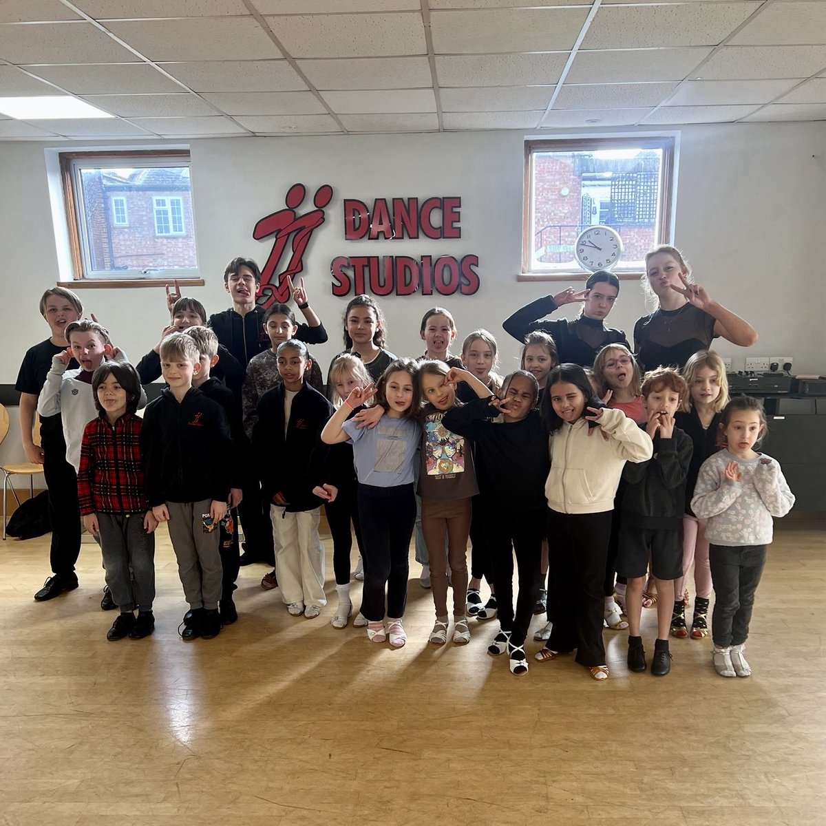 Children’s (under 12 yrs) Saturday morning Dance Class at JJ Dance Studios - Beckenham.
#teamJJ  #ballroom #latin  #dance #beckenham
