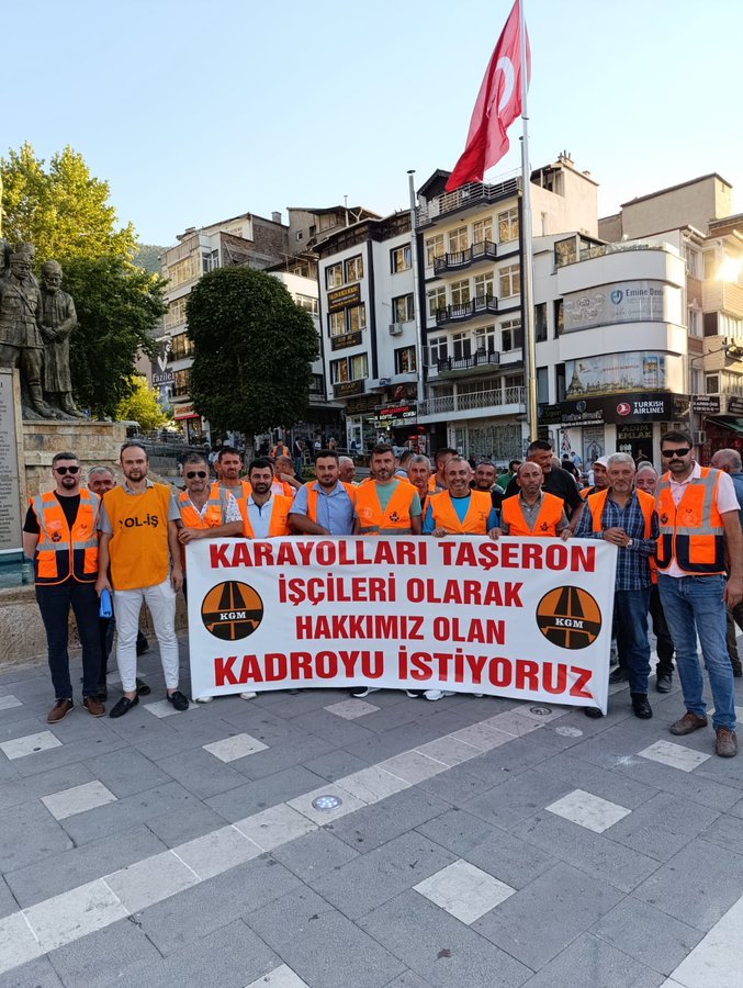 TaşeronYıllardırMağdur
 SÖZLER tutulmadı 
<a href="/csgbakanligi/">T.C. Çalışma ve Sosyal Güvenlik Bakanlığı</a> 
<a href="/UABakanligi/">T.C. Ulaştırma ve Altyapı Bakanlığı</a> 
<a href="/Akparti/">AK Parti</a>
<a href="/MHP_Bilgi/">MHP</a>