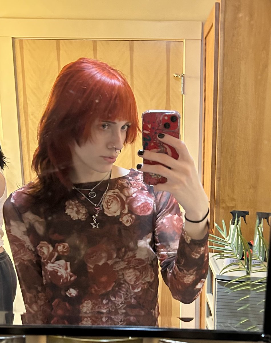 Pvppyfox's tweet photo. gotta get ears that match my hair so bad https://t.co/AFX0sECUgr