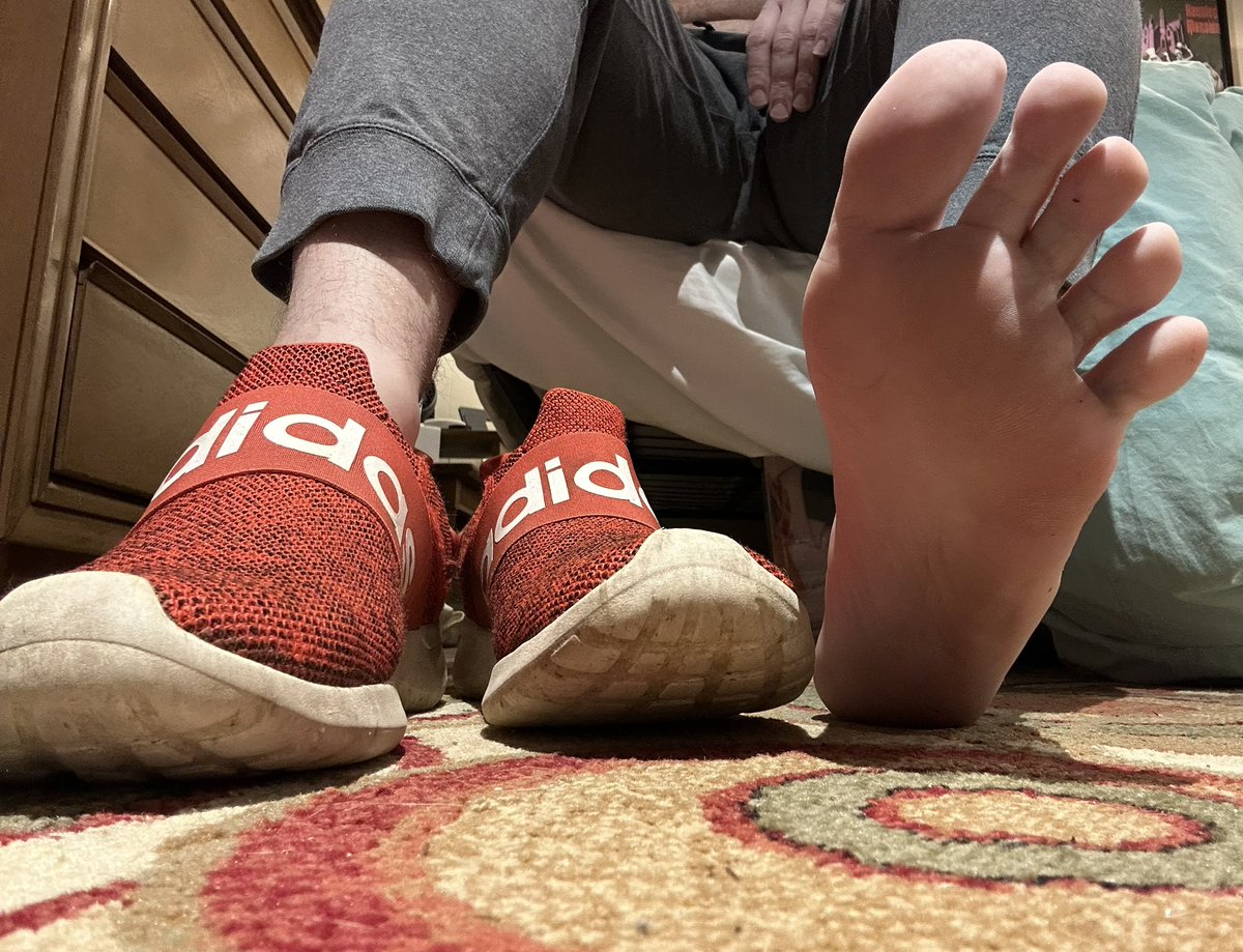 KinkBound tweet media