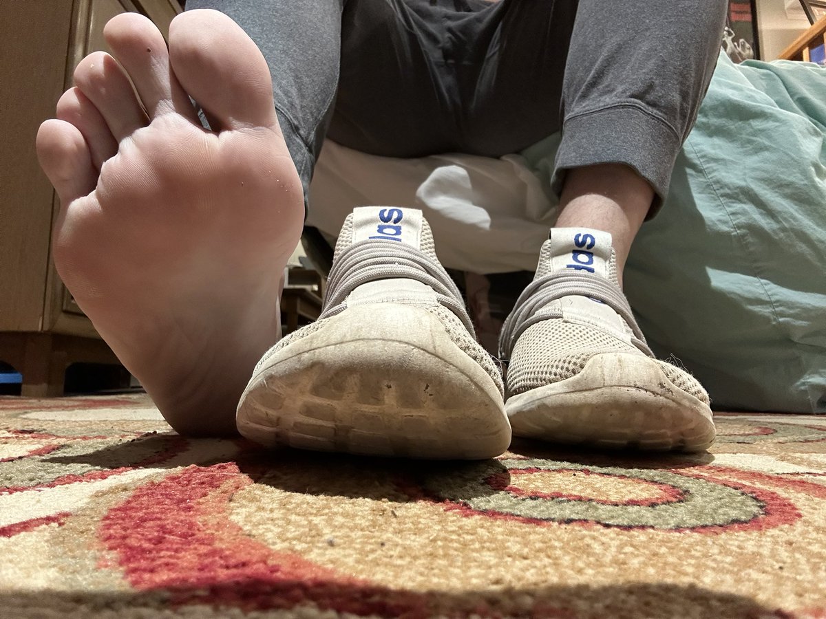 KinkBound tweet media