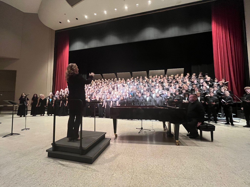 The KMEA All-State Mixed Choir has us all in awe. A huge round of applause goes out to all these talented musicians, their families, and their directors!

#kmea #kmea2025 #isw #isw2025 #music #education #allstate #band #choir #orchestra #jazz