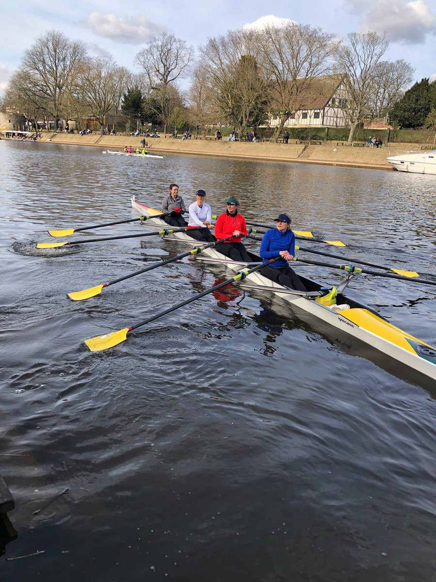 Great day out in York for The Yorkshire Head!! 
13 crews raced and we came home with 4 wins. 
W Mas C 4x- 🥇
WJ17 4x- 🥇
J16 1x 🥇
WJ15 2x 🥇
Many thanks to our coaches (rarely photographed) as well as supporters and our amazing trailer driver and team. 
#Rowing #Doncaster