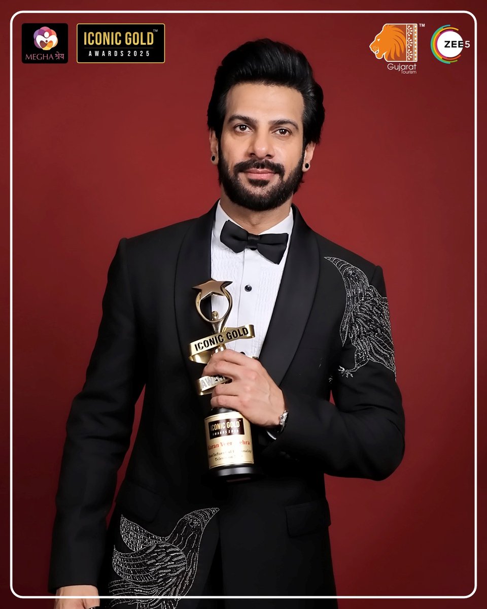 Golden moments🏆 📸 

देखिए ग्लैमर, एंटरटेनमेंट और जीत की ये खास शाम! 🏆🎬 
#IconicGoldAwards2025 सिर्फ़ @ZEE5 पर! 

<a href="/KaranVeerMehra/">Karan Veer Mehra</a>

#IconicGoldAwards2025 #Zee5 #MeghaShrey #GujaratTourism #celebrityspotted