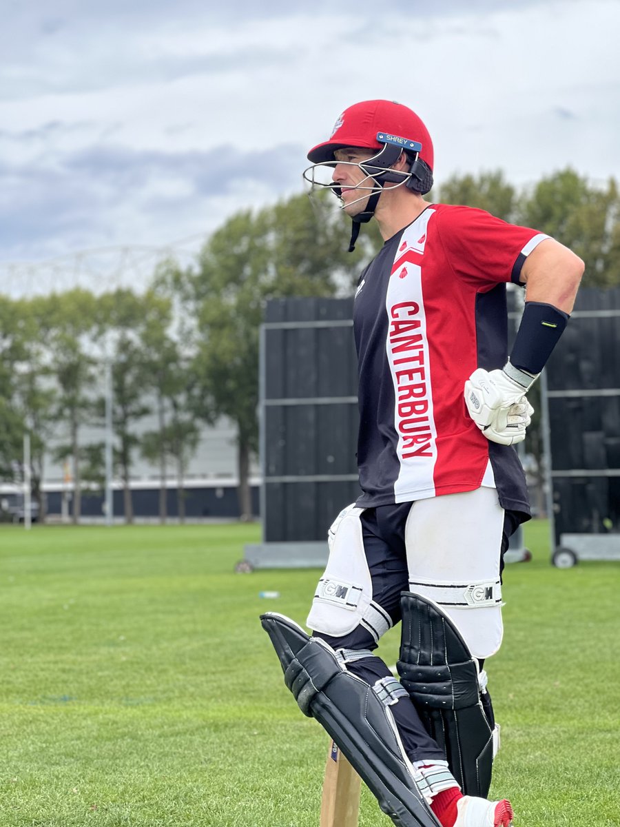 #FORDTROPHY - good chat - <a href="/CanterburyCrick/">Canterbury Cricket</a> captain Cole McConchie chatting to Lesley Murdoch pre today's national Final

newstalkzb.co.nz/on-air/christc…