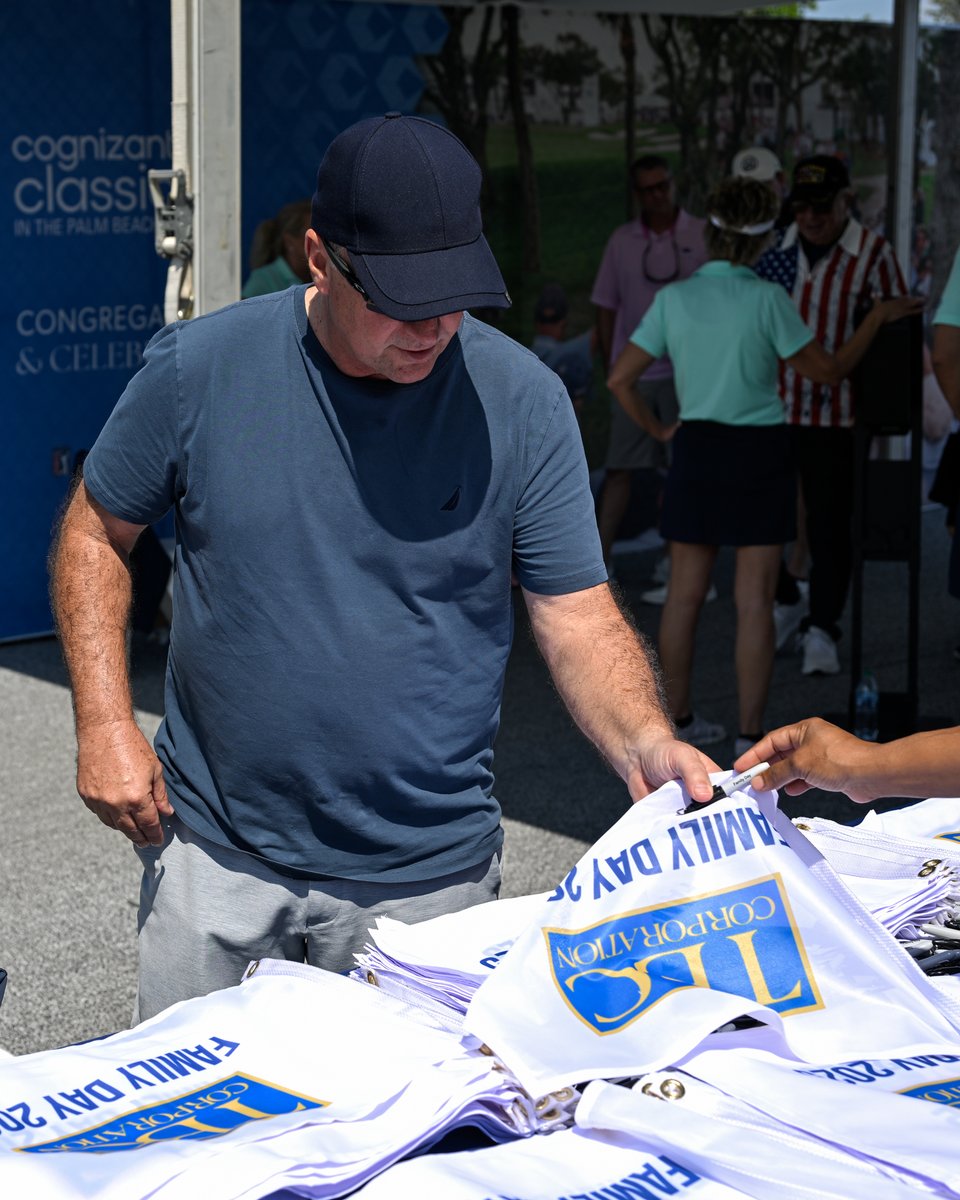 Cognizant Classic in The Palm Beaches (@the_cognizant) on Twitter photo Saturday is Family Day! ๐
Fans had a great time on course thanks to <a href="/tbccorp/">TBC Corporation</a> hosting the 2025 Family Day!
#CognizantClassic Saturday is Family Day! ๐
Fans had a great time on course thanks to <a href="/tbccorp/">TBC Corporation</a> hosting the 2025 Family Day!
#CognizantClassic