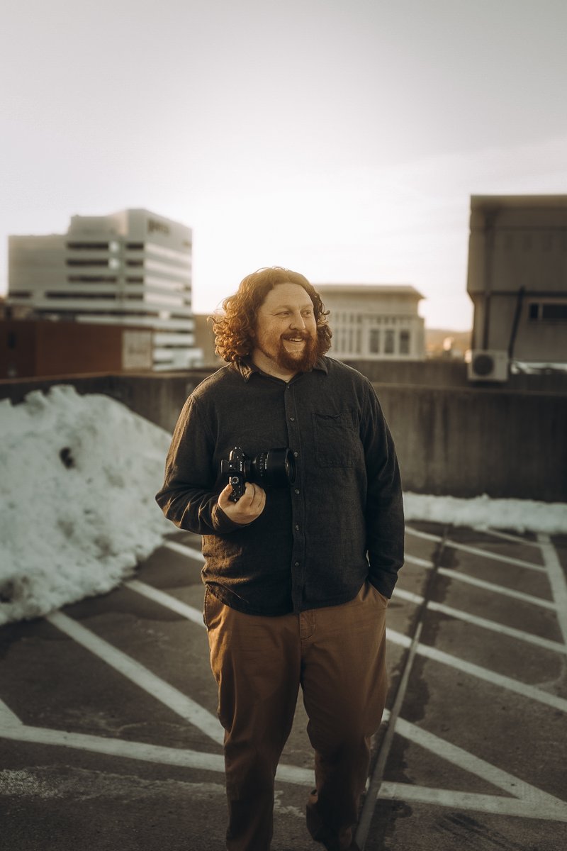 art_qm's tweet image. Today, Murphy Photography and Film turns one year old!
One year as a full-time photographer and videographer in West Virginia! Over the past year, I’ve achieved so many goals and milestones, including:
-Founding my own photography podcast, Pull Focus
-Becoming a fully monetized…