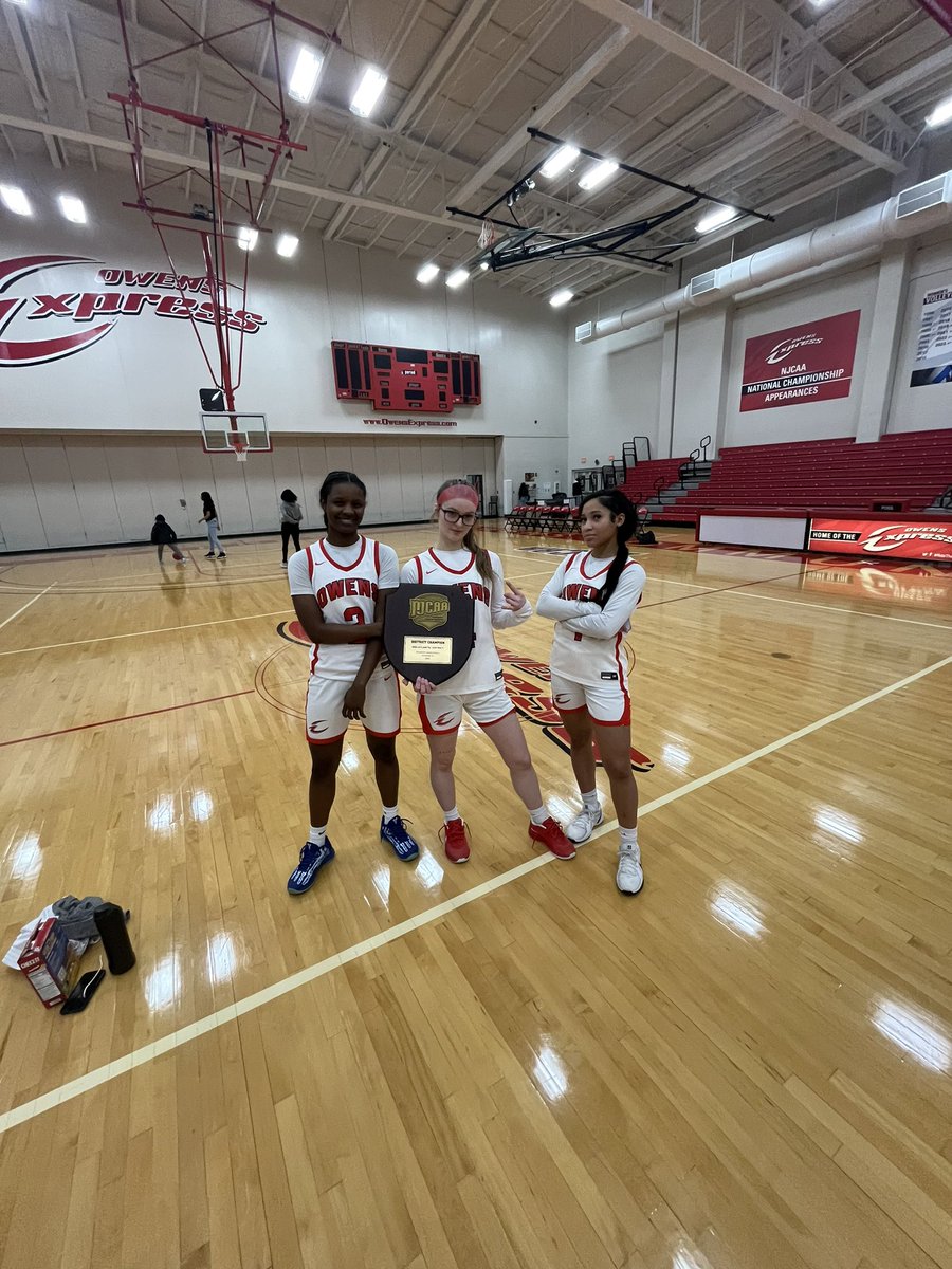 Lady Pirates Basketball tweet media