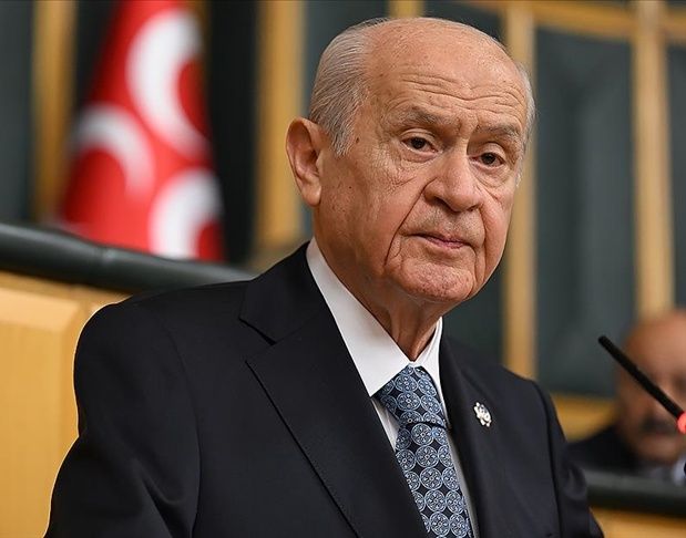 MHP Lideri Devlet Bahçeli:

💢Türkiye Cumhuriyeti 1984 yılından buyana bölücü terör örgütü PKK’yla mücadele etmiştir.

💢Bu mücadele haklıdır, meşrudur, hukukidir, elbette takdir ve tazime en üst seviyede layıktır.

💢Nihayet yeni yüzyılda terörsüz Türkiye’nin seher vaktine