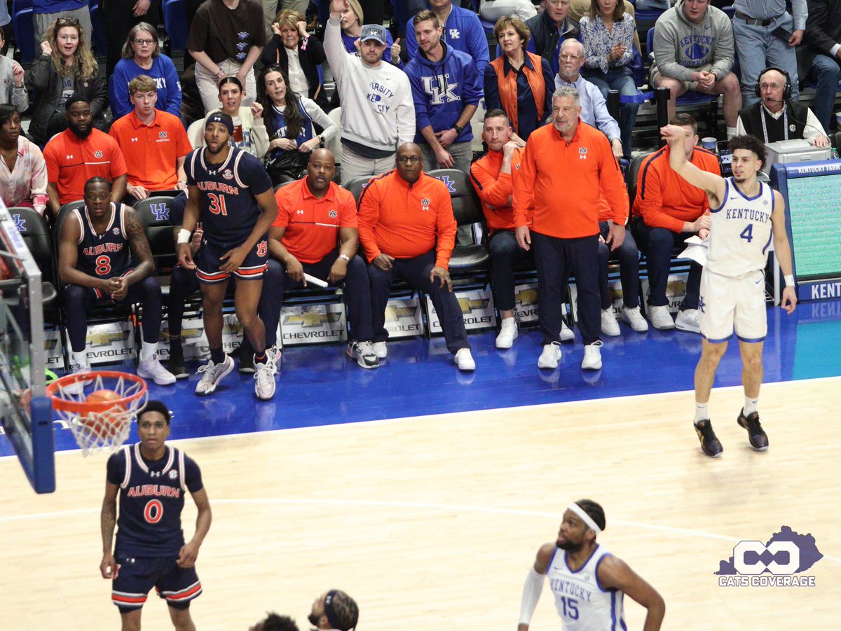 TimSmithCC's tweet image. Halftime

Wildcats 34
Tigers 49