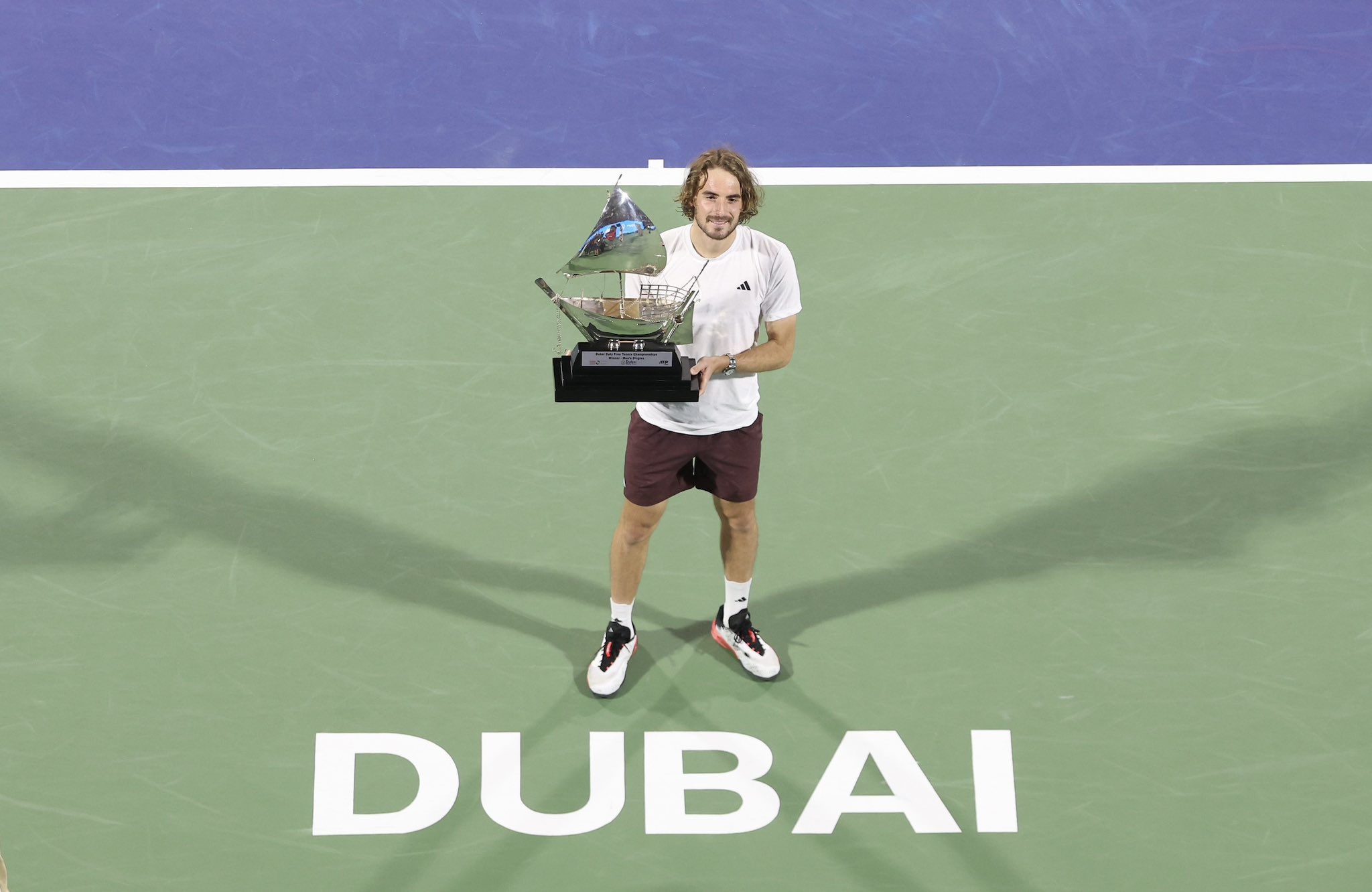 Image hình ảnh hình ảnh Auger-Aliassime - Dubai Tennis Champs (@DDFTennis) / X