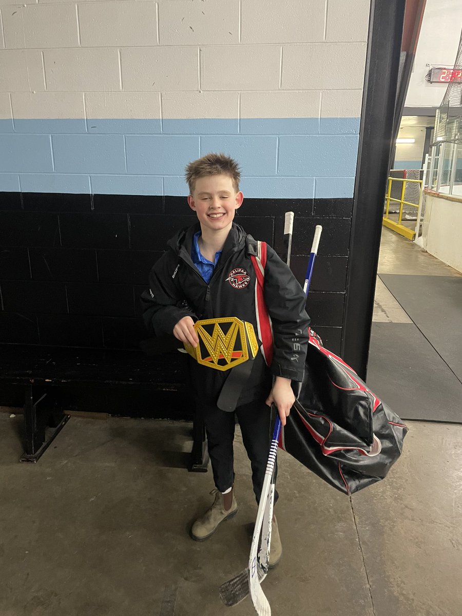 A 6-3 win today over Pictou! All the lines score, and Addie gets the win in nets! A big win for the standings, the keeper of the belt is Dunphy for his soft hands and playmaking! Back at it tomorrow in the valley.