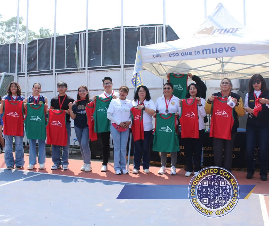 CCH Azcapotzalco (@cchazcapounam) on Twitter photo El 27 y 28 de #Febrero tuvimos la celebración de los "Juegos con Valores en el Deporte" con la participación del Departamento de Educación Física. Gracias a <a href="/FAHHdeporte/">FAHHdeporte</a> por su invaluable apoyo con el material necesario para hacerlo posible. 💙💪 #CCHAzcapotzalco El 27 y 28 de #Febrero tuvimos la celebración de los "Juegos con Valores en el Deporte" con la participación del Departamento de Educación Física. Gracias a <a href="/FAHHdeporte/">FAHHdeporte</a> por su invaluable apoyo con el material necesario para hacerlo posible. 💙💪 #CCHAzcapotzalco
