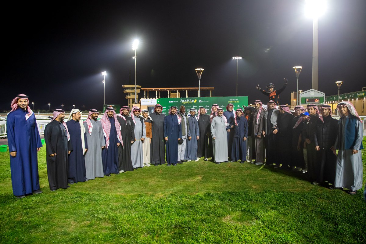 نتيجة الشوط الـ 3 الحفل ( 95 ) 

◻️الفائز : مسميه
◻️المالك : محمد علي عيد ابواثنين
◻️المدرب : فهد مسلط
◻️الخيال : طارق المنصور
◻️المسافة : 1400م

#نادي_سباقات_الخيل 🐎