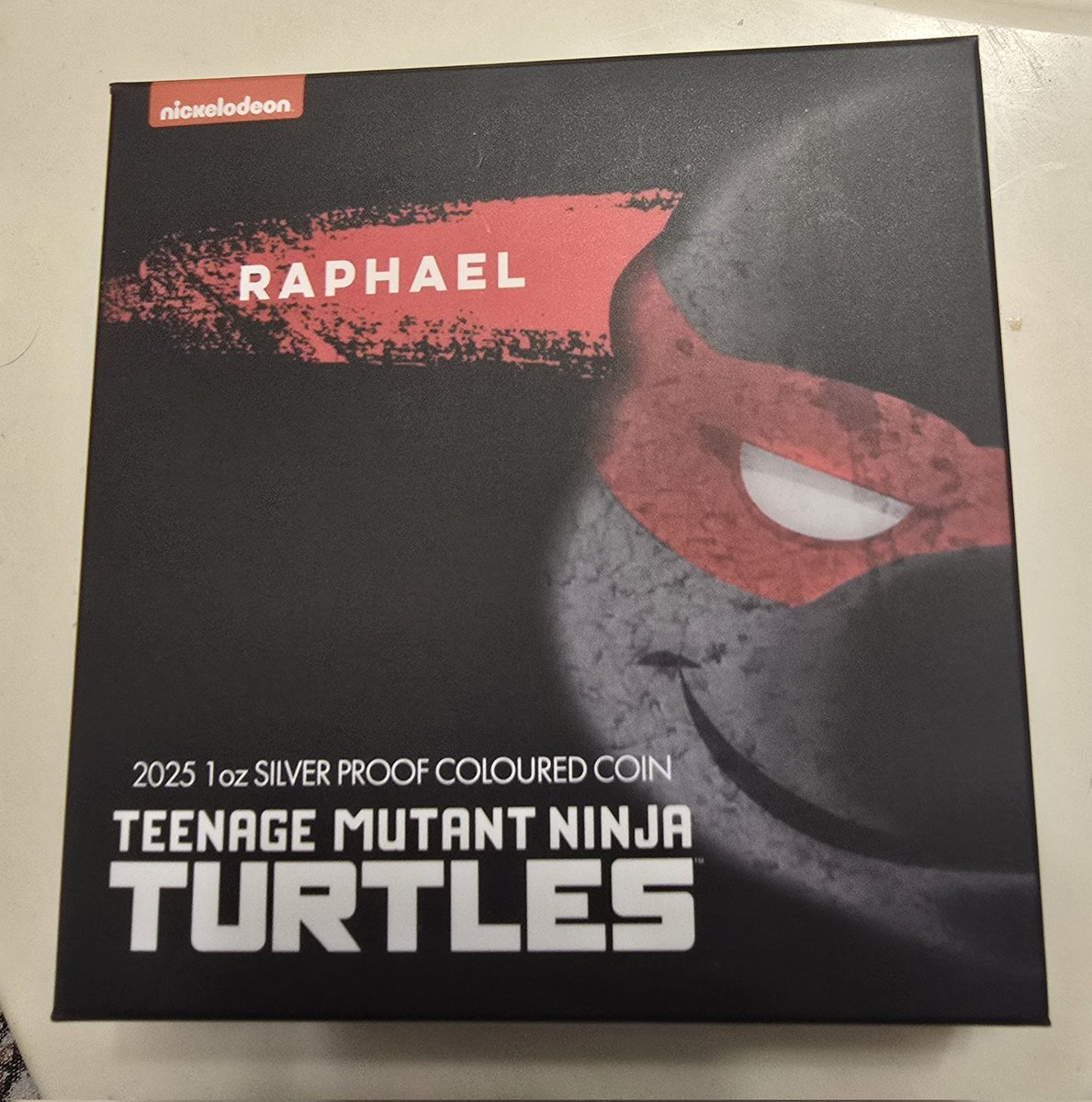ApeStaxByAjax's tweet photo. Happy #SilverSaturday from the #ApeCave.
#MailCall:
2025 #Tuvalu 1 ounce #Silver Proof #TMNT Raphael
Thanks to the good folks at @perthmint and @APMEX
#PartyApes #silversqueeze #teenagemutantNinjaturtles #SilverbackApes #Raphael #cowabunga https://t.co/XyKpLKxsVG