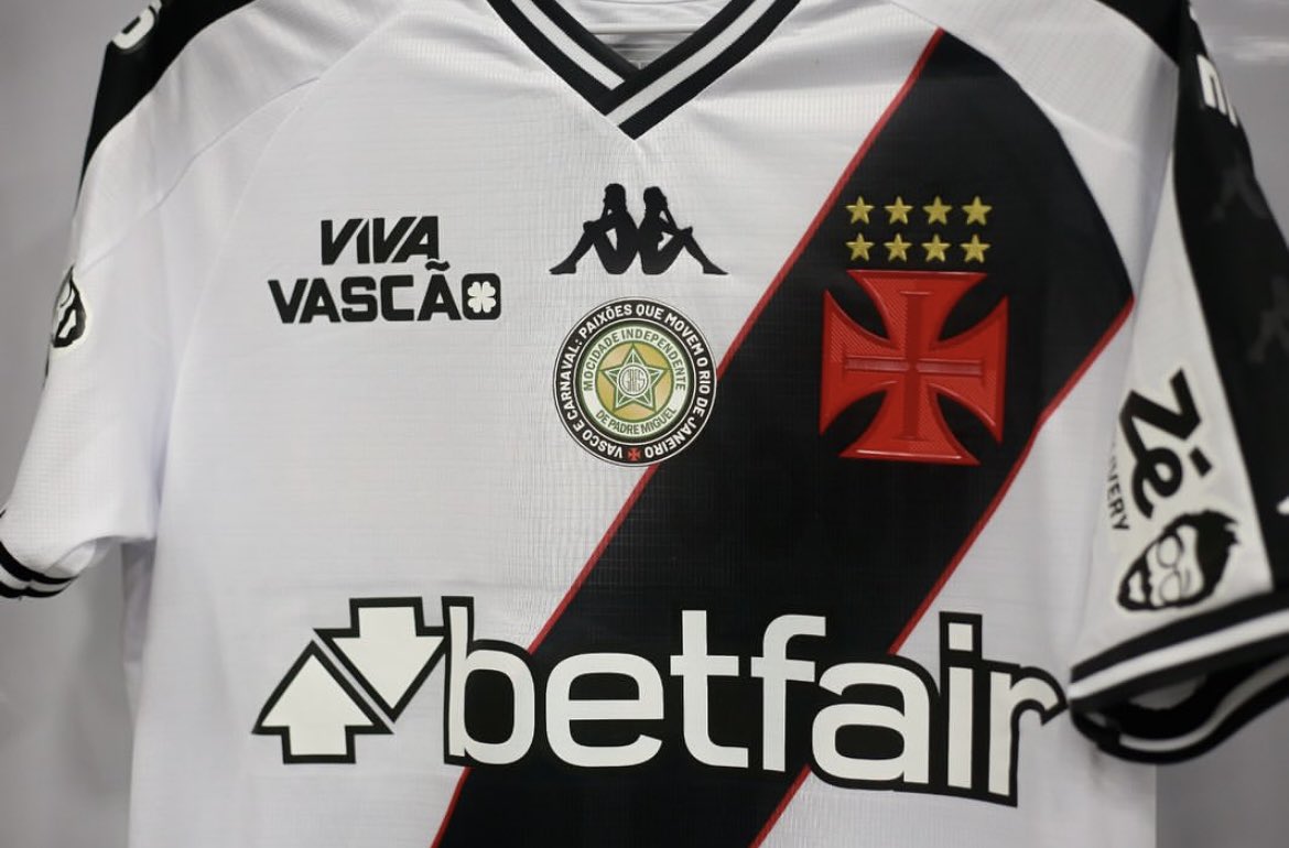 GRESMIPM's tweet image. Eu que comecei no futebol fico muito orgulhosa com essa linda homenagem. 

Obrigada por lembrarem de nós, @VascodaGama. 

Viva o carnaval!