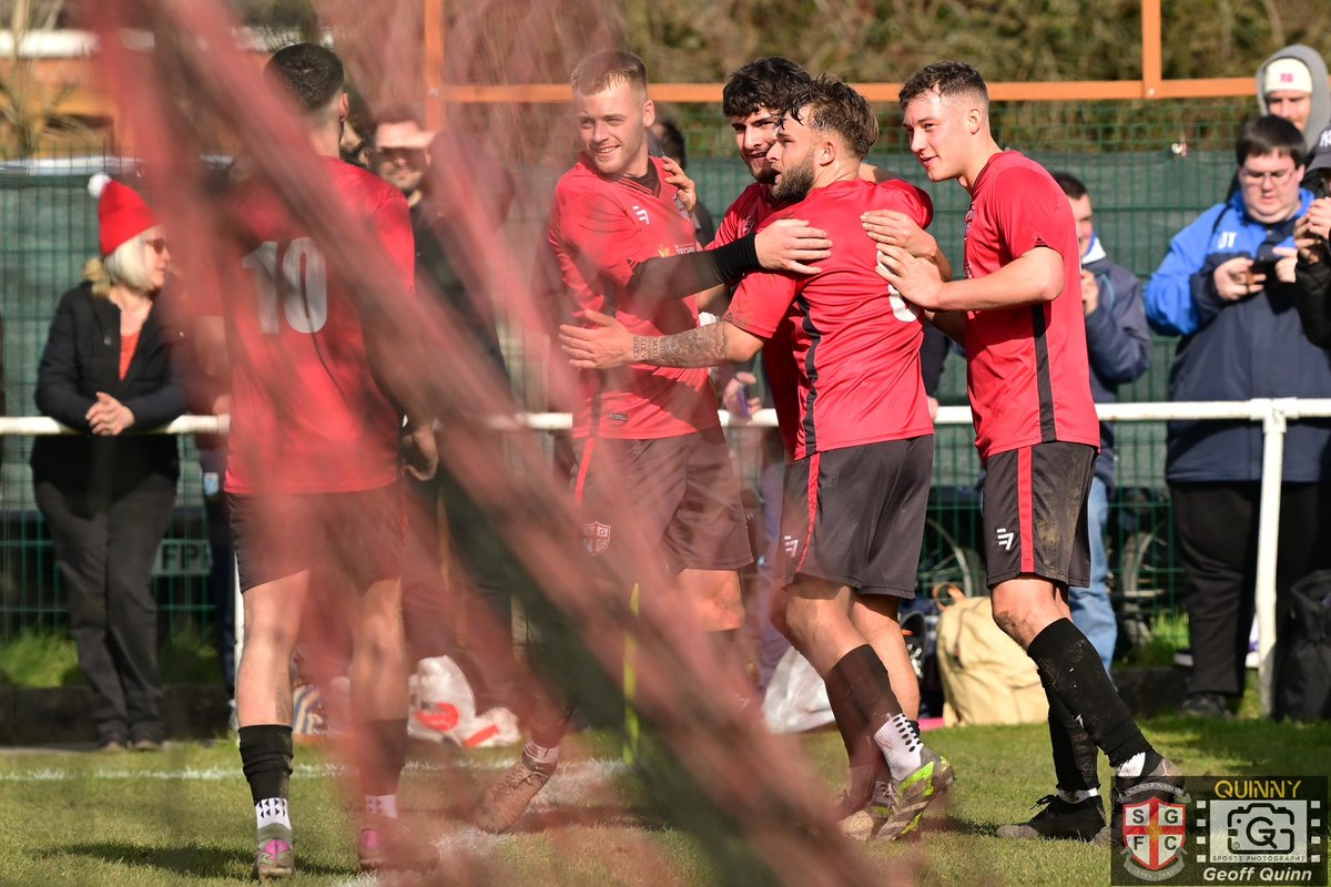 A record breaking crowd of 532 were in attendance to witness our 3-1 victory over <a href="/SandbachFC_1st/">Sandbach United - 1st Team ⚽️</a> today

Big thanks to everyone who came along to support &amp; to @NWCLHop2025 &amp; the <a href="/nwcfl/">The NWCFL ⚽️</a> for a brilliant event ⚽️

Photos from the game ⬇️ 

flickr.com/gp/quinnys/1Br…

📸 Geoff Quinn