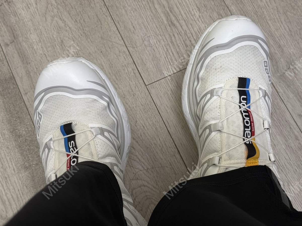 汗都印出来了🥶