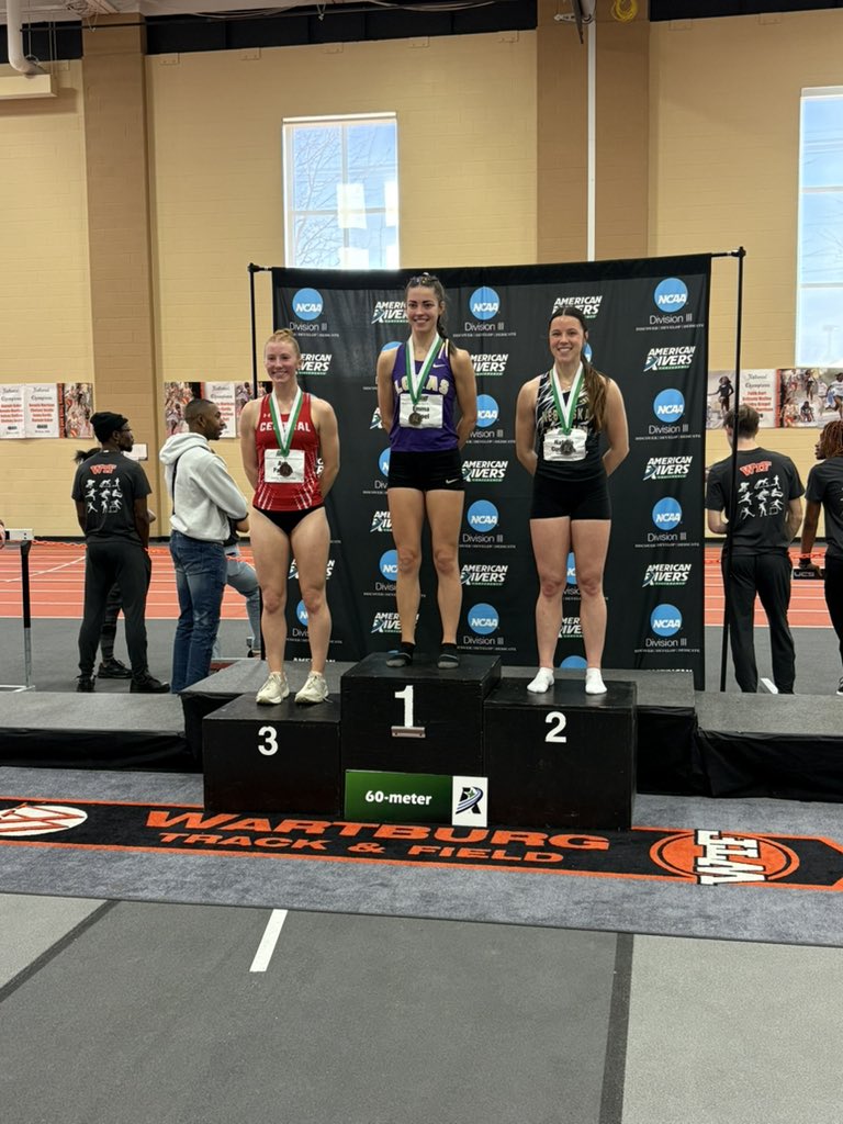 🚨🥈ALL-CONFERENCE🥈🚨

Natalie Cummins is the conference runner-up in the women’s 60m with a time of 7.80! That moves her up to 4th in school history!

#nwutf #pwolfnation