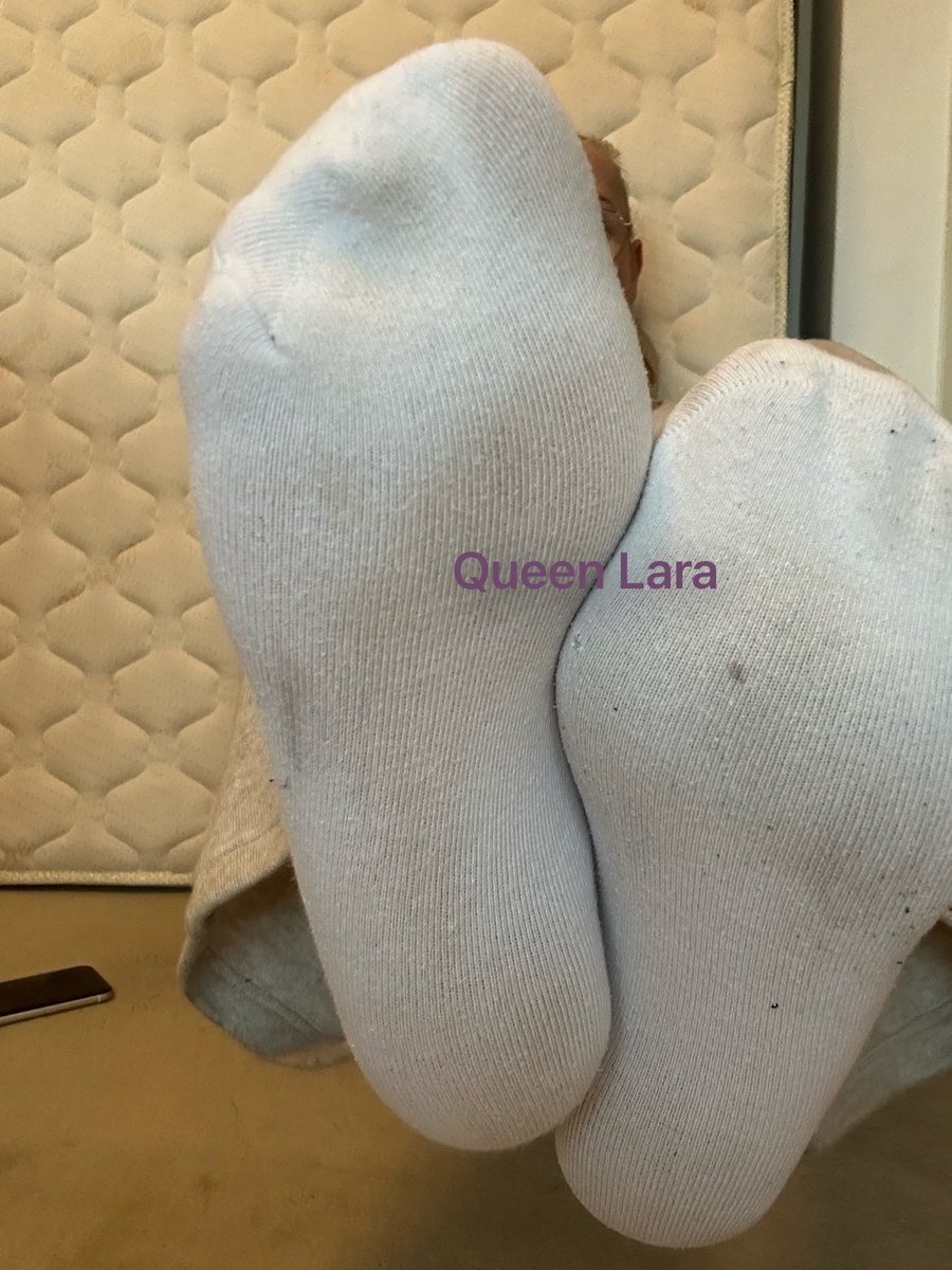 Meine Socken triggern dich??
Dann warte erst einmal ab, was sie mit dir machen wenn du sie in der Hand hältst und den göttlichen Duft inhalieren kannst

Socken Herrin Skkave

<a href="/socks_dreams/">Sweety😋</a> 
<a href="/RtSlaveForDomme/">Promo Slave🇺🇸🇩🇪🇪🇸 6.6k</a> 
<a href="/Solesshoutouts/">Solesshoutouts007 15k 🦶</a> 
<a href="/Soxsnake/">SmellySocksFetish</a> 
<a href="/retweetfeet13k/">Retweet Feet 14K</a>