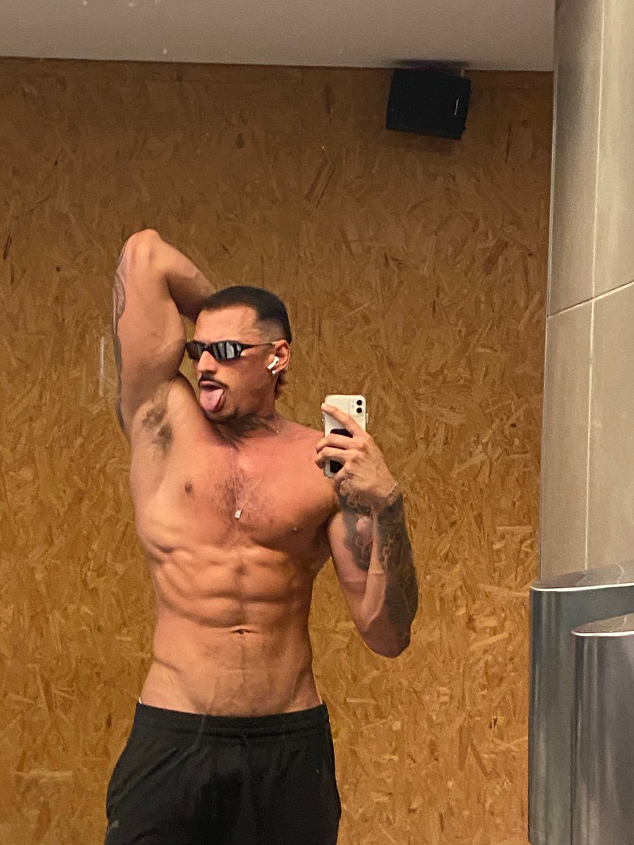 onlyfans.com/diegopherraz
Tá pegando fogo 🔥🔥🔥🔥
