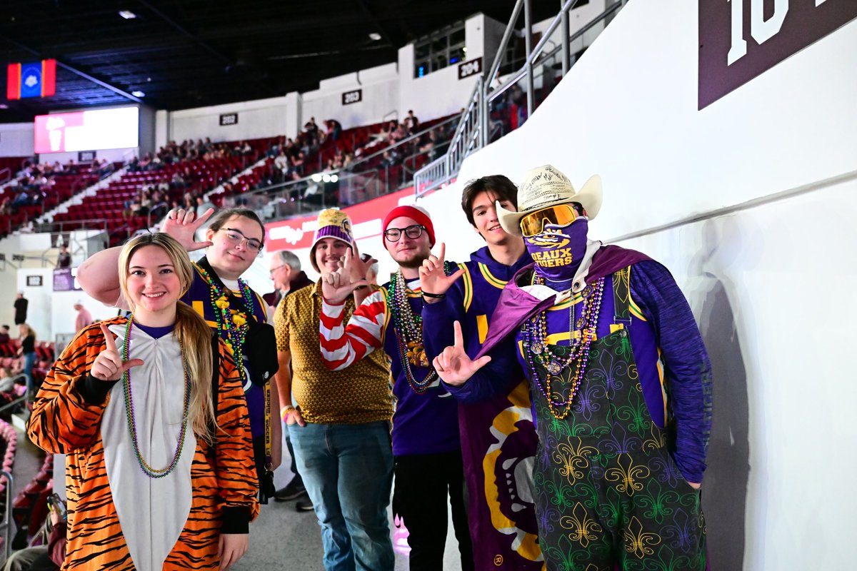 LSU Basketball tweet media