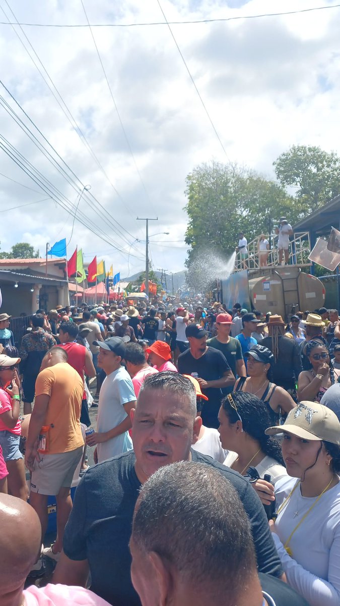 Los mejores culecos son en la Calle Arriba de Capira. ¡Ven y disfruta del carmaval 2025!