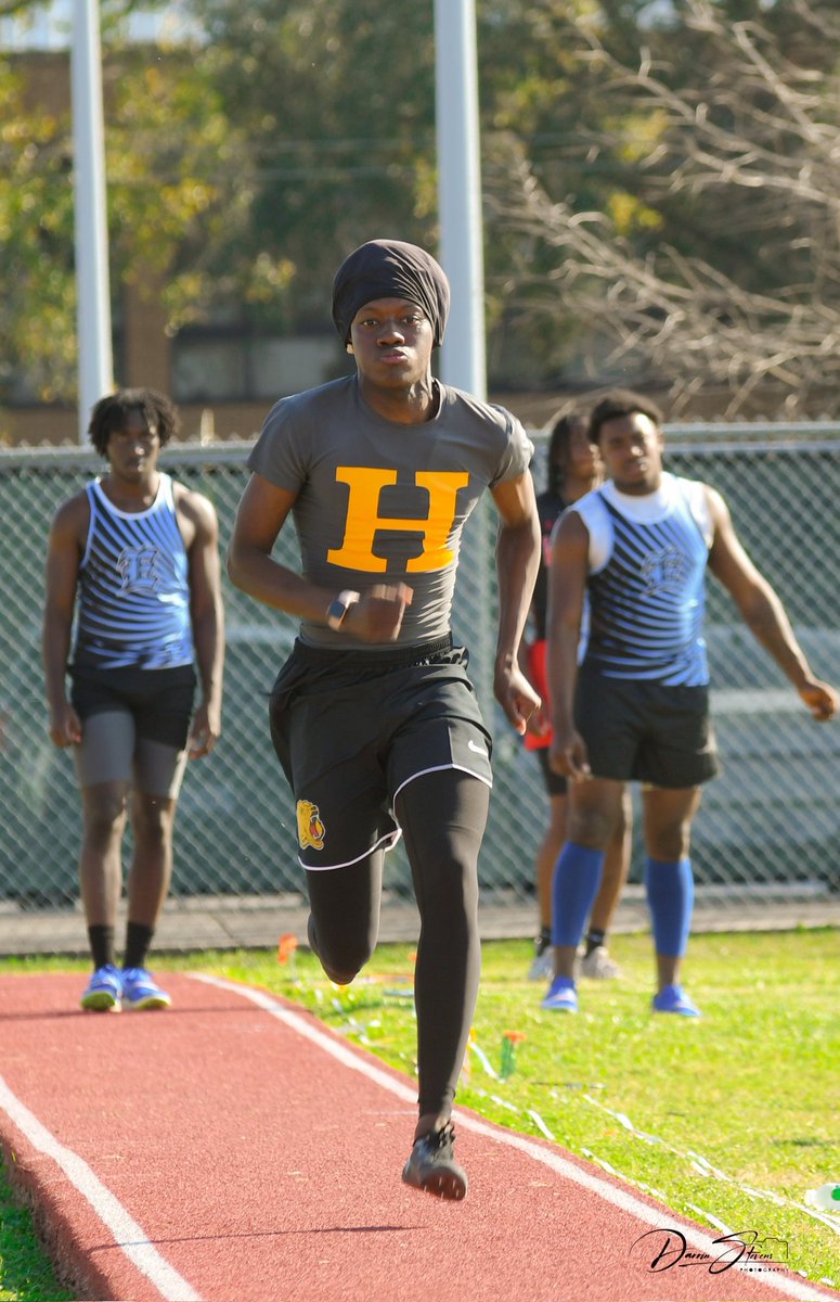 Alief Hastings Boys Track and Field (@aliefhastingstf) on Twitter photo HUGE shout out to Coach Rodriguez, our Jump Coach with kids finishing 1st, 2nd and 4th in the LJ and 5th in the TJ! <a href="/waynegotspeed01/">Wayne Orogbo</a> <a href="/Alaameennnn/">Alameen Ajangboju</a> <a href="/cannon_simeon/">Simeon Cannon</a> <a href="/marAbdulle/">Mar Abdulle</a> #RecruitTheBearCave HUGE shout out to Coach Rodriguez, our Jump Coach with kids finishing 1st, 2nd and 4th in the LJ and 5th in the TJ! <a href="/waynegotspeed01/">Wayne Orogbo</a> <a href="/Alaameennnn/">Alameen Ajangboju</a> <a href="/cannon_simeon/">Simeon Cannon</a> <a href="/marAbdulle/">Mar Abdulle</a> #RecruitTheBearCave