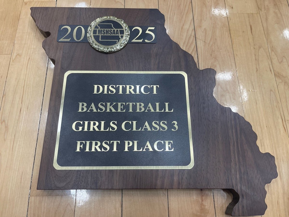 Infiniteredtape (@infiniteredtape) on Twitter photo I am so freakin' happy for Coach Brian Karvinen and his KIPP girls!!! Congratulations on your District Championship!!! <a href="/CoachKarvinen/">Coach Karvinen</a> <a href="/CoachLampkin/">Markie A. Lampkin</a> <a href="/kickinitwcoach/">Coach Simmons</a> <a href="/CoachRapert11/">Patrick Rapert</a> <a href="/UnionHighCats/">Union High School</a> <a href="/UnionRXI/">Union R-XI</a> <a href="/unionwildcats/">Union MO Athletics</a> <a href="/BillBattle/">Bill Battle</a> I am so freakin' happy for Coach Brian Karvinen and his KIPP girls!!! Congratulations on your District Championship!!! <a href="/CoachKarvinen/">Coach Karvinen</a> <a href="/CoachLampkin/">Markie A. Lampkin</a> <a href="/kickinitwcoach/">Coach Simmons</a> <a href="/CoachRapert11/">Patrick Rapert</a> <a href="/UnionHighCats/">Union High School</a> <a href="/UnionRXI/">Union R-XI</a> <a href="/unionwildcats/">Union MO Athletics</a> <a href="/BillBattle/">Bill Battle</a>