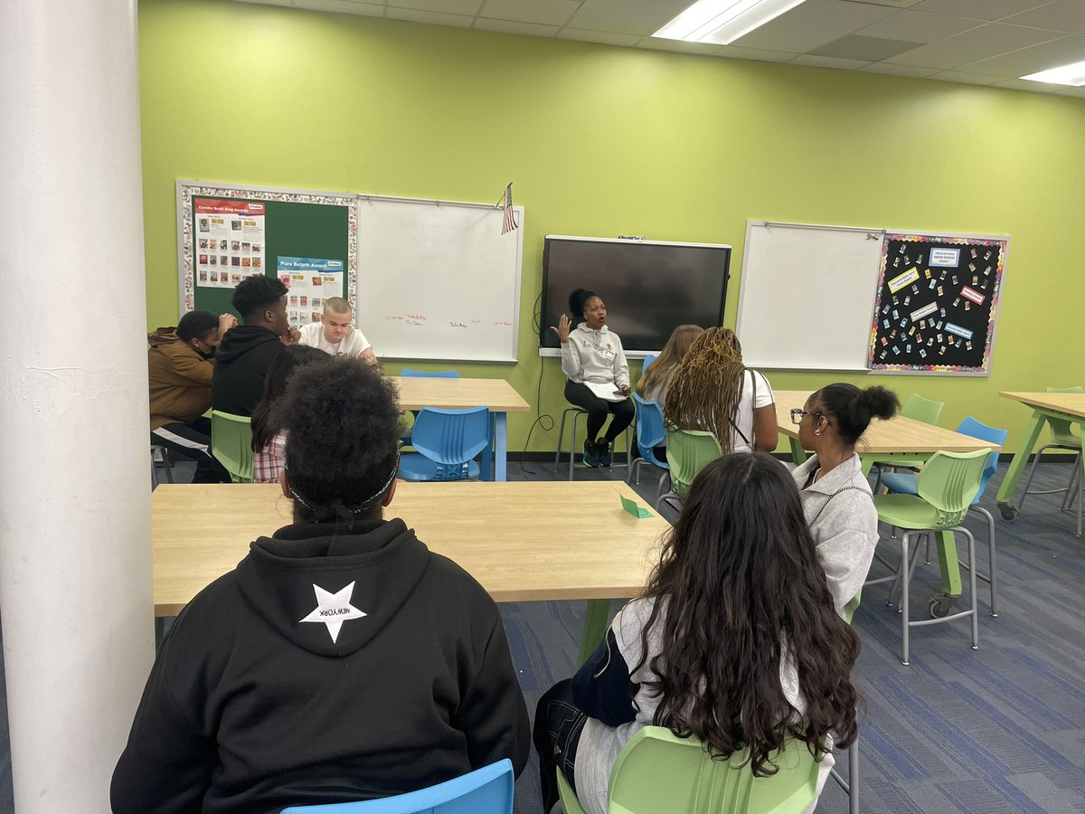 Thank you to Ms. Canty-Nelson, CEO of FreshlyMade4U, for coming in to speak to our students interested in food service and/or entrepreneurship! <a href="/xellofuture/">Xello</a> helped me identify the students interested in these careers to provide this presentation for them.