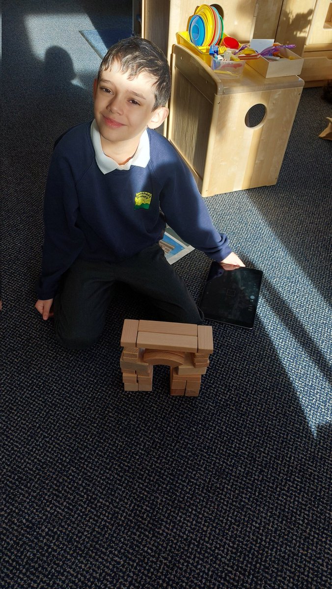 minishant_ps's tweet photo. Class 1 enjoyed using the small blocks to create famous landmarks and enjoyed social snack together! #CreativityForAll https://t.co/3ojqLLxCjN